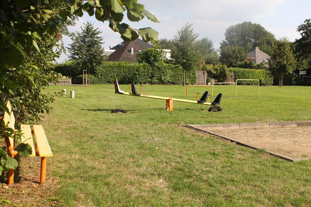Holiday Cottage With Sauna In Zeeland Stavenisse Eksteriør bilde